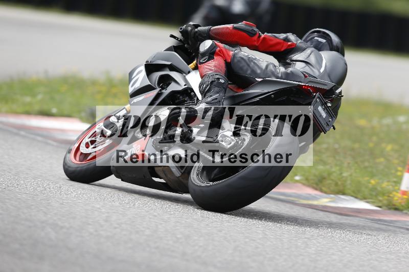 /37 28.07.2025 Dunlop Ride und Test Day ADR/Trackday Erfahren gelb Trackday schnell  rot/27